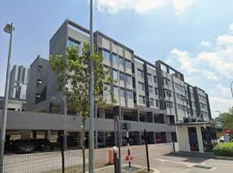 Townhouse for Sale in Seri Kembangan (Selangor) - Elvis Ho - Exterior - PropertyGuru.com.my