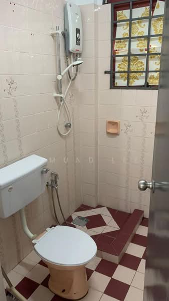 Apartment for Sale at Subang Jaya Lafite - Edmund Lee - Bathroom - PropertyGuru.com.my