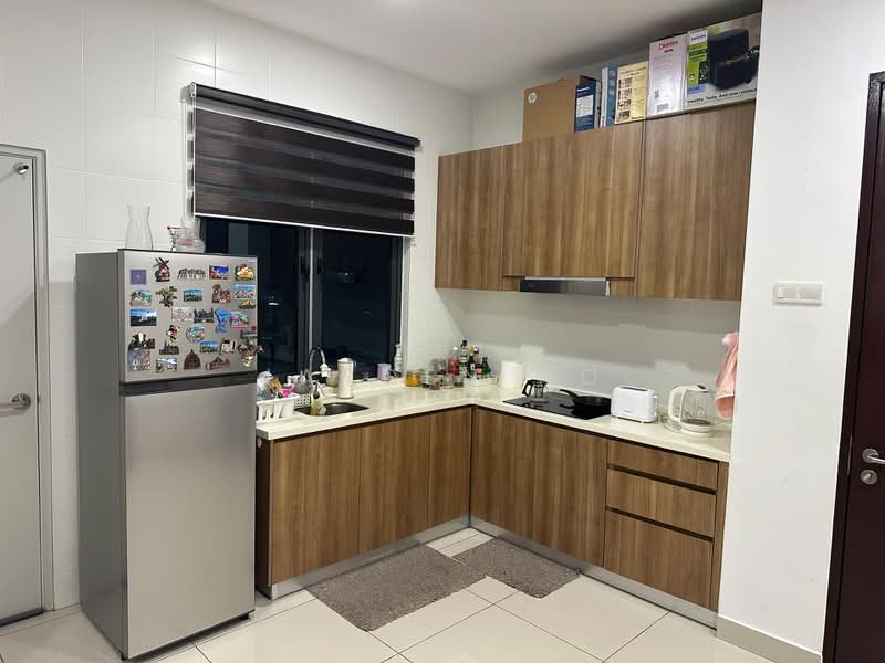 Servis Apartment untuk Disewa di Pacific Star - Jayden Ho - Kitchen - PropertyGuru.com.my