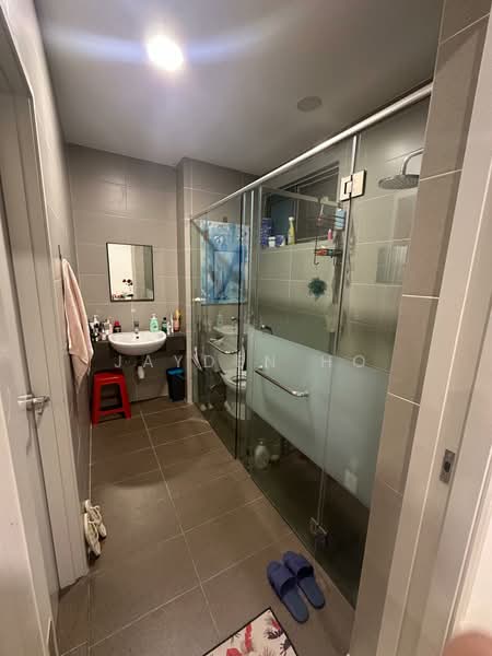 Servis Apartment untuk Disewa di Pacific Star - Jayden Ho - Bathroom - PropertyGuru.com.my