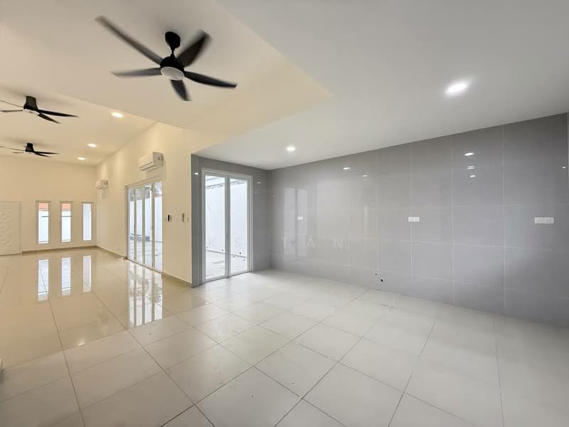 Semi-Detached House for Sale in Taman Ungku Tun Aminah (Skudai) - KS Tan - PropertyGuru.com.my
