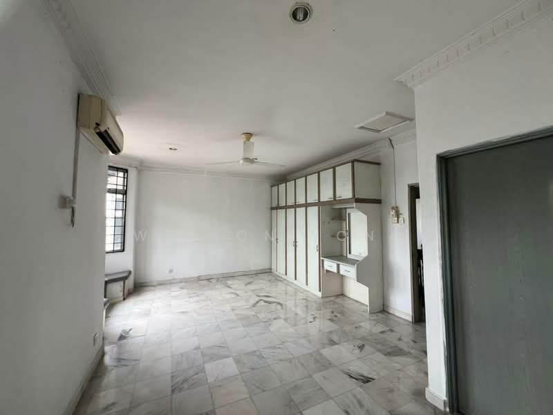 2-storey Terraced House for Sale in Taman Bukit Nuri Indah (Rasah) - Winson Yong - Bedroom - PropertyGuru.com.my
