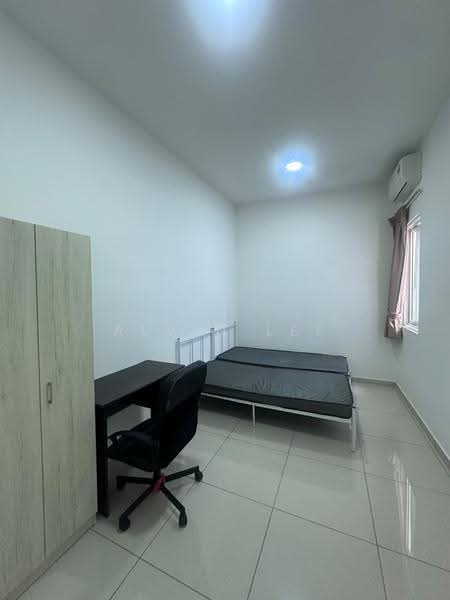Kondominium untuk Disewa di Iris Residence - Alvin Lee - Bedroom - PropertyGuru.com.my