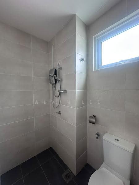 Kondominium untuk Disewa di Iris Residence - Alvin Lee - Bathroom - PropertyGuru.com.my