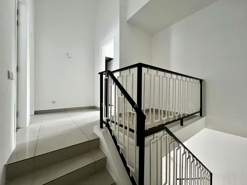 Rumah Teres 2 Tingkat untuk Dijual di Bandar Country Homes (Rawang) - Nazrin Hakimin - Interior - PropertyGuru.com.my
