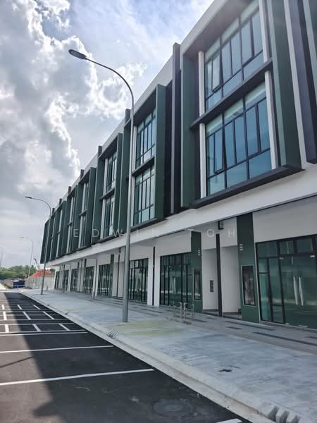 Shop / Office for Rent in Bandar Baru Permas Jaya (Permas Jaya) - Edwin Toh - Exterior - PropertyGuru.com.my