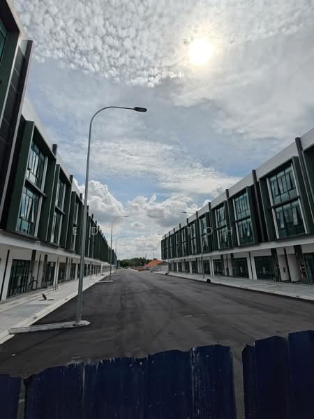 Shop / Office for Rent in Bandar Baru Permas Jaya (Permas Jaya) - Edwin Toh - Exterior - PropertyGuru.com.my