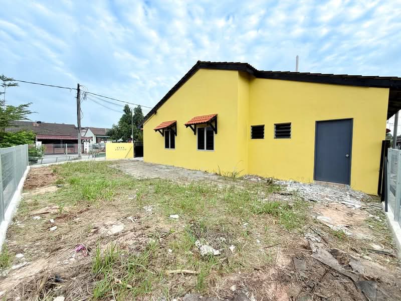 Rumah Teres 1 Tingkat untuk Dijual di Bandar Tasik Kesuma (Beranang) - Mahafiz . - Exterior - PropertyGuru.com.my