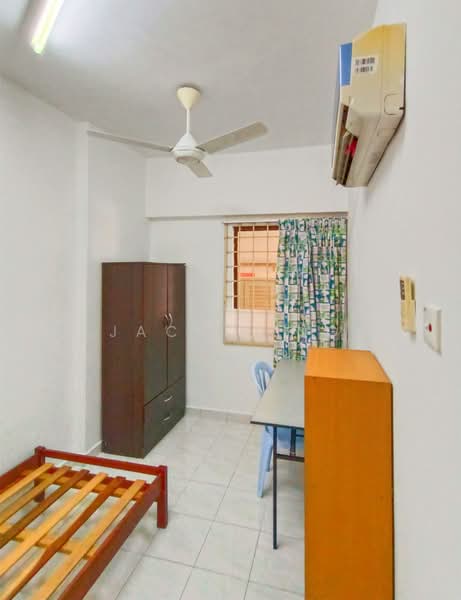 Condominium for Sale at Vista Komanwel B - Jackie Ng - Bedroom - PropertyGuru.com.my