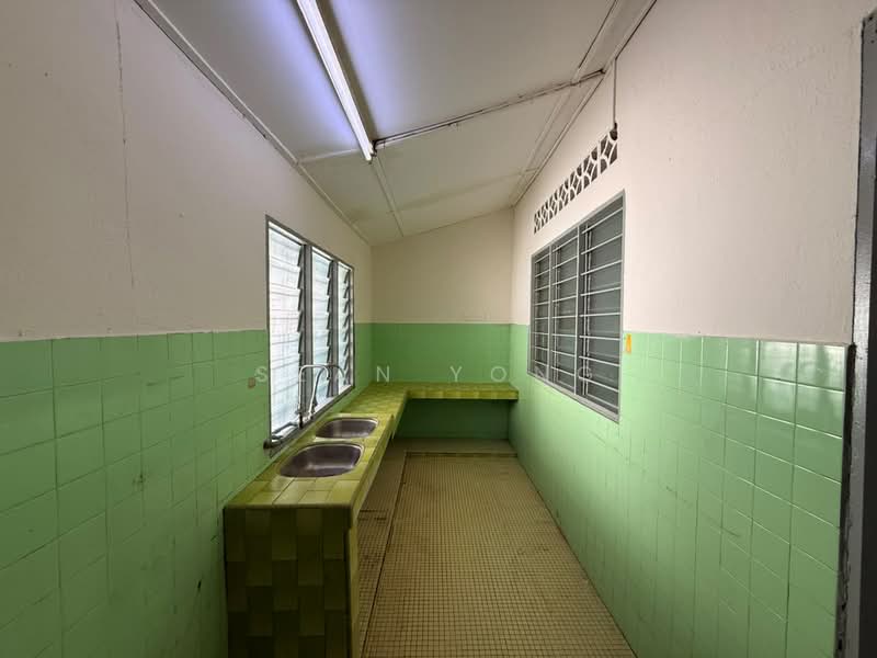 Rumah Teres 1-Tingkat untuk Dijual di Taman Ehsan (Kepong) - Sean Yong - Kitchen - PropertyGuru.com.my