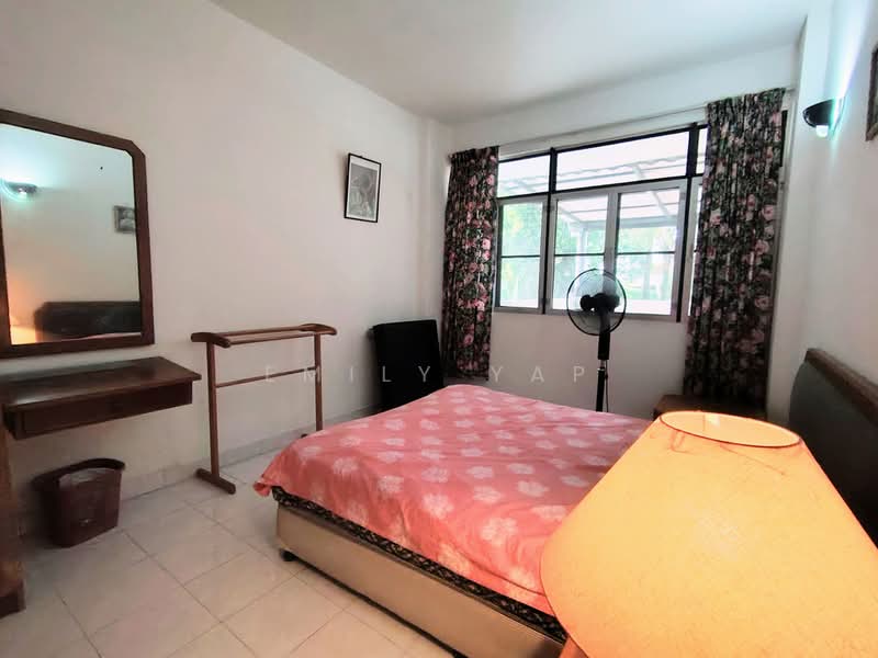 Pangsapuri untuk Dijual di Meranti Apartment - Emily Yap - Master Bedroom - PropertyGuru.com.my