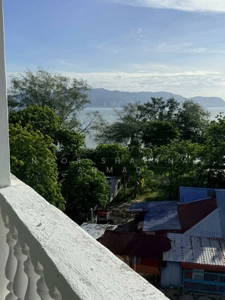 Pangsapuri untuk Dijual di Pangsapuri Sri Molek - Noor Shafina Ahmad - Exterior - PropertyGuru.com.my