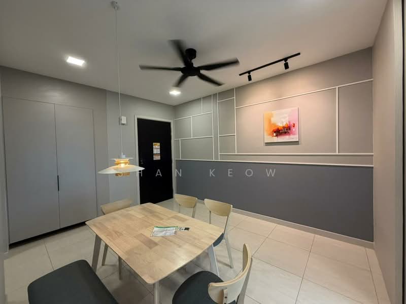 Servis Apartment untuk Disewa di Datum Jelatek Residence - Shan Keow - Dining Room - PropertyGuru.com.my