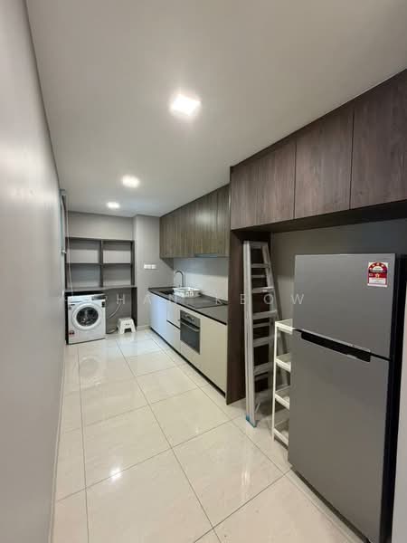 Servis Apartment untuk Disewa di Datum Jelatek Residence - Shan Keow - Kitchen - PropertyGuru.com.my