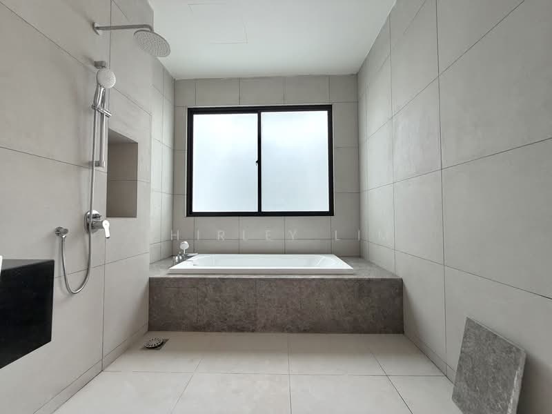 Rumah Kluster untuk Dijual di Senibong Cove (Masai) - Shirley Lim - Bathroom - PropertyGuru.com.my