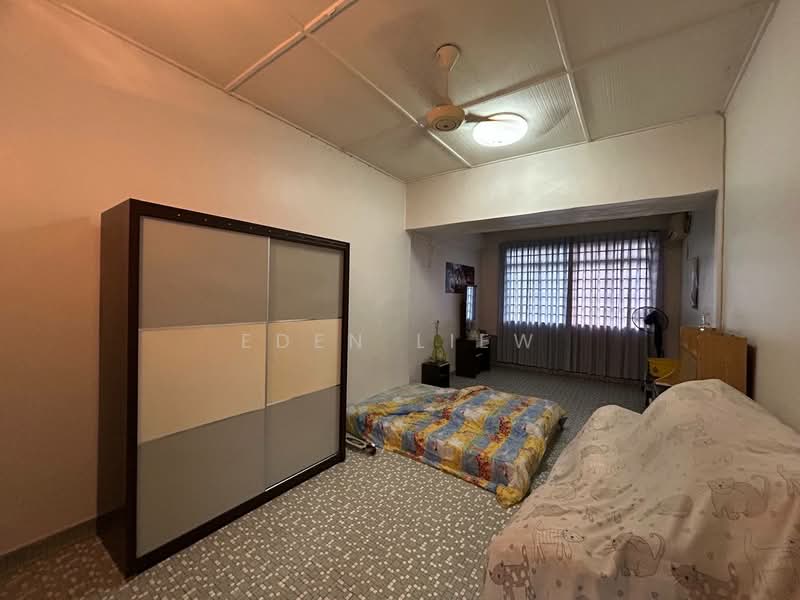 2-storey Terraced House for Sale in Taman Sentosa (Johor Bahru) - Eden Liew - Bedroom - PropertyGuru.com.my