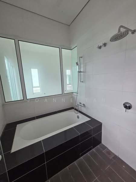 Semi-Detached House for Sale in Bukit Raja (Selangor) - Joanne Tan - Bathroom - PropertyGuru.com.my