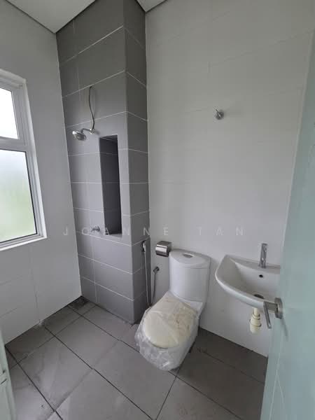Semi-Detached House for Sale in Bukit Raja (Selangor) - Joanne Tan - PropertyGuru.com.my