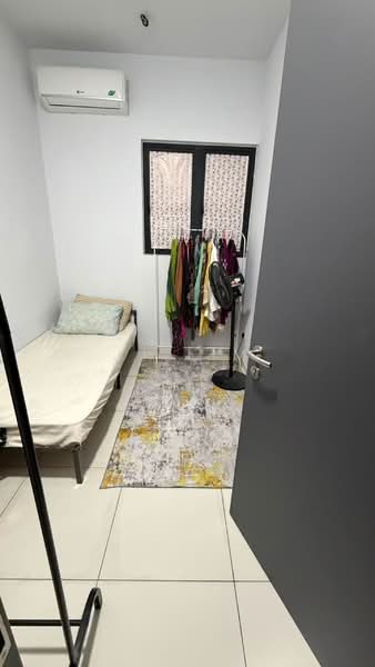 Condominium for Rent at The Valley Residences @ SkySierra - JJ Lim - Bedroom - PropertyGuru.com.my