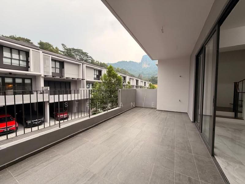 2-storey Terraced House for Rent in Taman Melawati (Ulu Kelang) - Stephanie . - Balcony - PropertyGuru.com.my