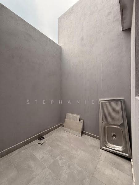 2-storey Terraced House for Rent in Taman Melawati (Ulu Kelang) - Stephanie . - Exterior - PropertyGuru.com.my
