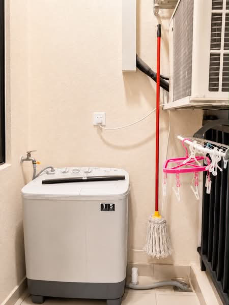 Service Residence for Sale at EDUSENTRAL - Ai Chin Tan - Balcony - PropertyGuru.com.my