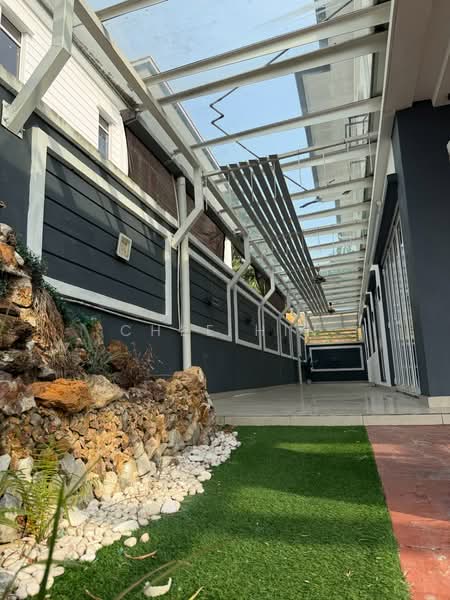 Rumah Berkembar untuk Dijual di Amverton Hills (Sungai Buloh) - Chee Hin - Exterior - PropertyGuru.com.my
