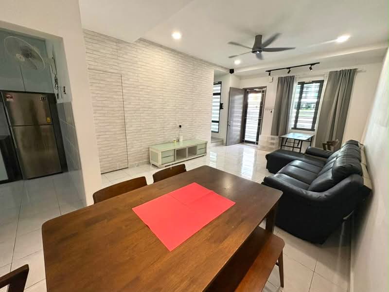 Rumah Teres 2 Tingkat untuk Dijual di Taman Kempas Baru (Tampoi) - Tycia Law - PropertyGuru.com.my