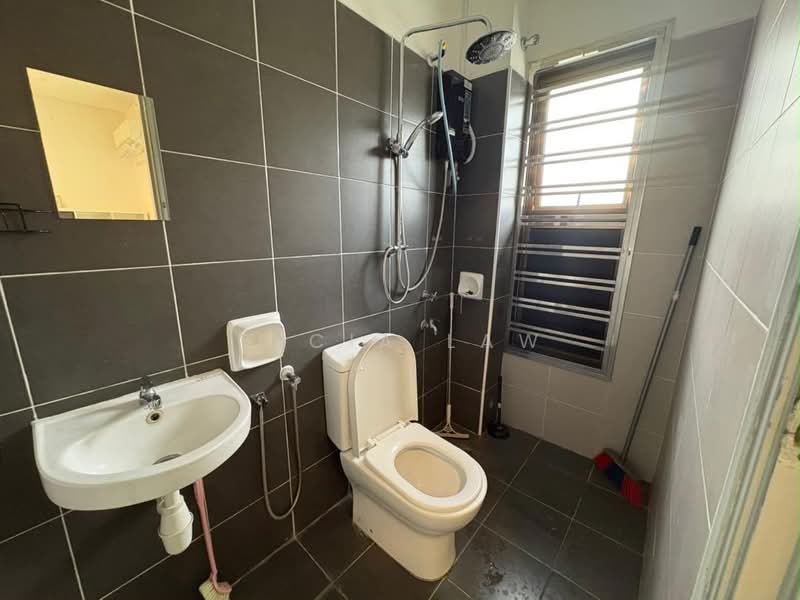 Rumah Teres 2 Tingkat untuk Dijual di Taman Kempas Baru (Tampoi) - Tycia Law - PropertyGuru.com.my
