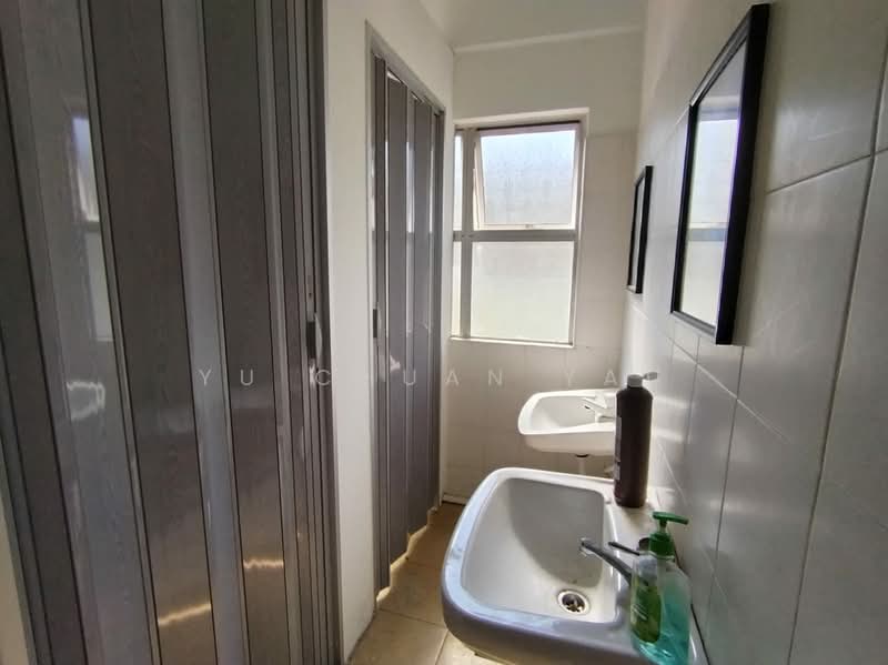 Kedai untuk Disewa di Taman Kota Laksamana (Melaka City) - Yu Chuan Yau - PropertyGuru.com.my