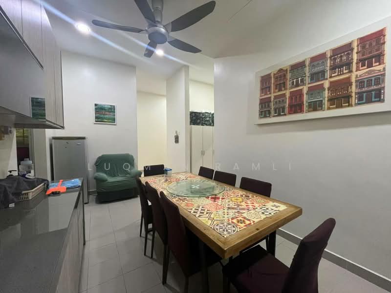Bungalow House for Sale in Bukit Rahman Putra (Sungai Buloh) - Luqman Ramli - Dining Room - PropertyGuru.com.my