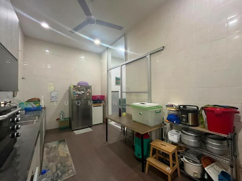 Bungalow House for Sale in Bukit Rahman Putra (Sungai Buloh) - Luqman Ramli - Kitchen - PropertyGuru.com.my