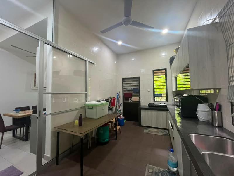 Bungalow House for Sale in Bukit Rahman Putra (Sungai Buloh) - Luqman Ramli - Kitchen - PropertyGuru.com.my