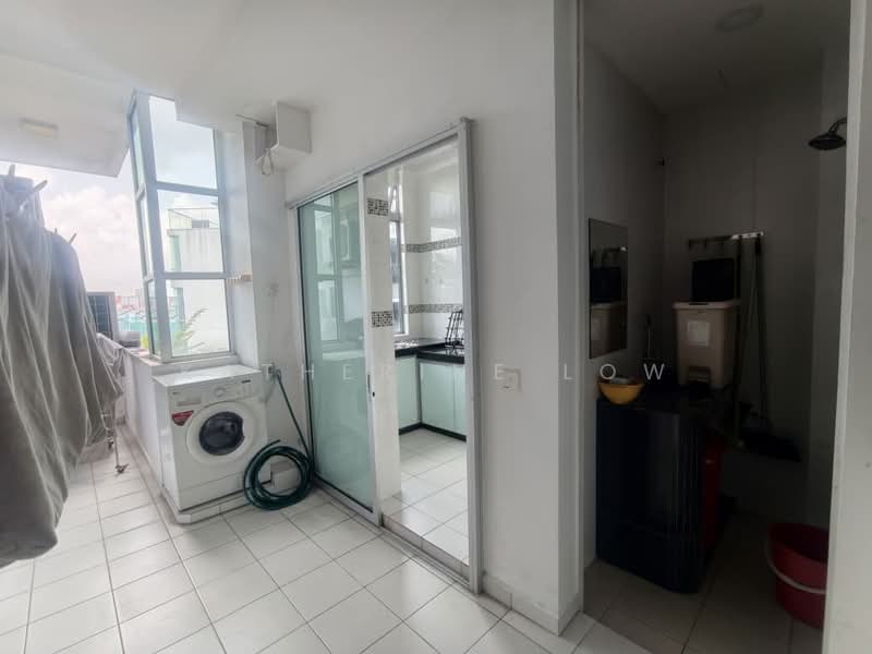 Kondominium untuk Disewa di The Seed Taman Sutera Utama - Katherine Low - Balcony - PropertyGuru.com.my