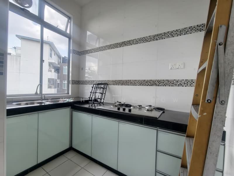 Kondominium untuk Disewa di The Seed Taman Sutera Utama - Katherine Low - Kitchen - PropertyGuru.com.my