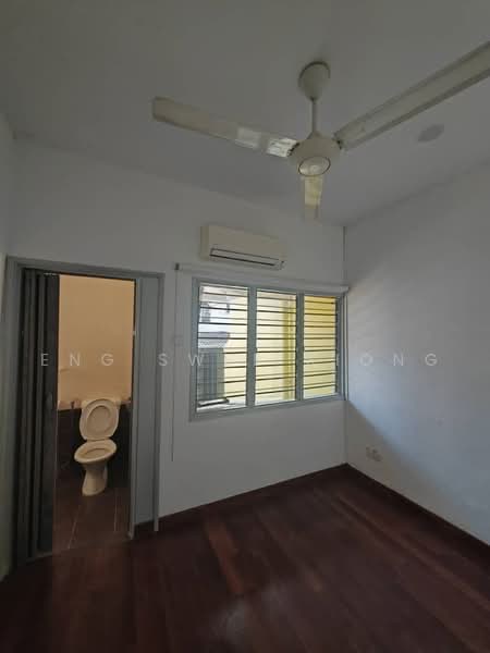 Rumah Teres 2-Tingkat untuk Dijual di Bandar Menjalara (Kuala Lumpur) - Eng Swee Siong - Bathroom - PropertyGuru.com.my
