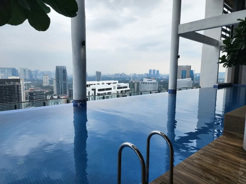 Kondominium untuk Disewa di The Luxe By Infinitum - Kev Chew - Pool - PropertyGuru.com.my