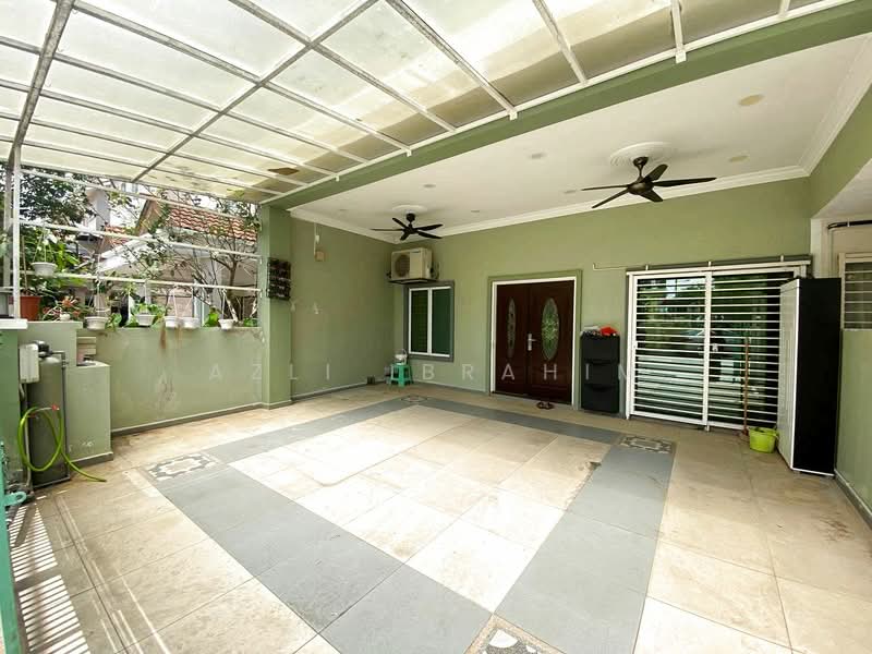 2.5-storey Terraced House for Sale in Ukay Perdana (Ulu Kelang) - Azli Ibrahim - Exterior - PropertyGuru.com.my