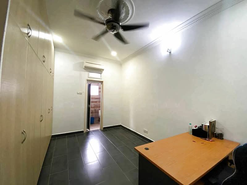 2.5-storey Terraced House for Sale in Ukay Perdana (Ulu Kelang) - Azli Ibrahim - Study - PropertyGuru.com.my