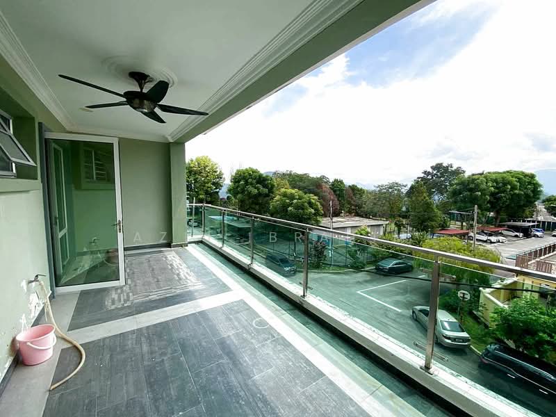 2.5-storey Terraced House for Sale in Ukay Perdana (Ulu Kelang) - Azli Ibrahim - Balcony - PropertyGuru.com.my