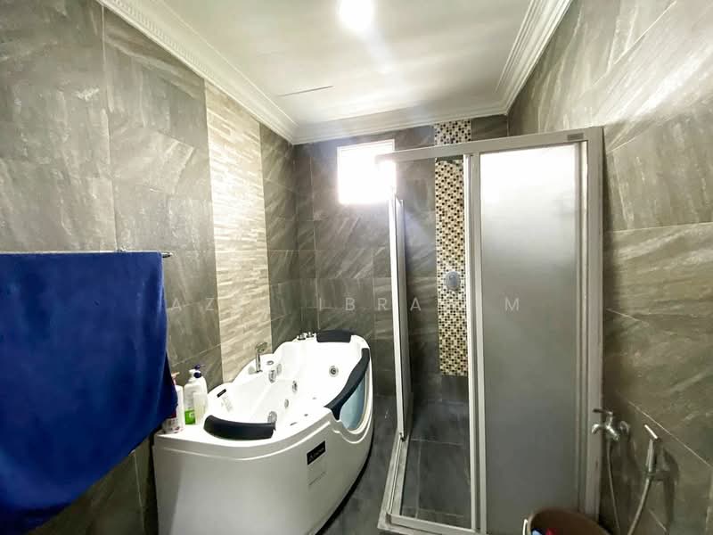 2.5-storey Terraced House for Sale in Ukay Perdana (Ulu Kelang) - Azli Ibrahim - Bathroom - PropertyGuru.com.my