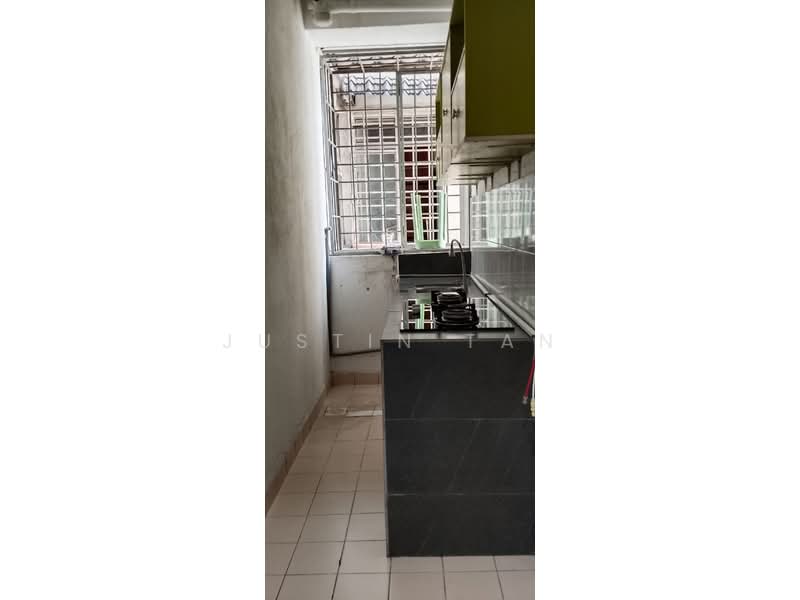 Condominium for Rent at Ridzuan Condominium - Justin Tan - Kitchen - PropertyGuru.com.my