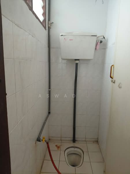 1-storey Terraced House for Sale in Matang (Perak) - Aswad . - Bathroom - PropertyGuru.com.my