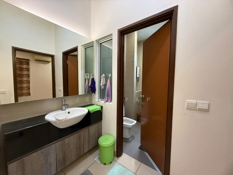 Rumah Kluster untuk Disewa di Taman Nusa Bestari (Iskandar Puteri (Nusajaya)) - Jeff Yap - Bathroom - PropertyGuru.com.my