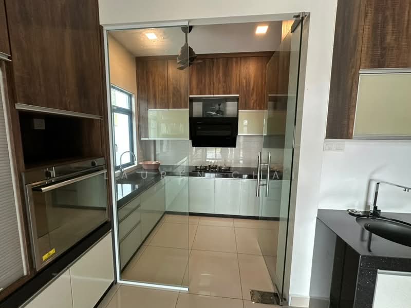 Cluster House for Sale in Skudai (Johor) - Lauren Chai - Kitchen - PropertyGuru.com.my
