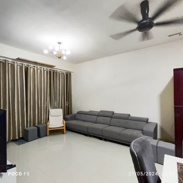 Kondominium untuk Disewa di All Seasons Park - Jerry Tan - Living Room - PropertyGuru.com.my