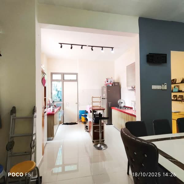 Kondominium untuk Disewa di All Seasons Park - Jerry Tan - Kitchen - PropertyGuru.com.my