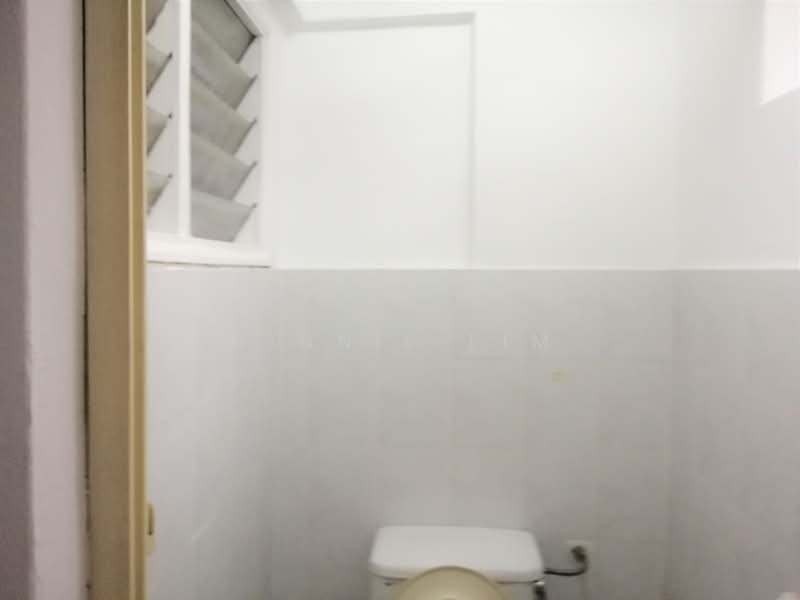 Pangsapuri untuk Dijual di Arena Green - Winnie Lim - Bathroom - PropertyGuru.com.my