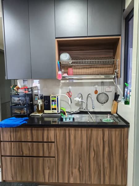 Kediaman Servis untuk Dijual di The Era @ Duta North - Vincent Yeoh - Kitchen - PropertyGuru.com.my