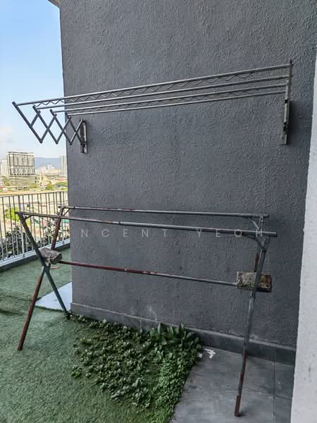 Kediaman Servis untuk Dijual di The Era @ Duta North - Vincent Yeoh - Balcony - PropertyGuru.com.my